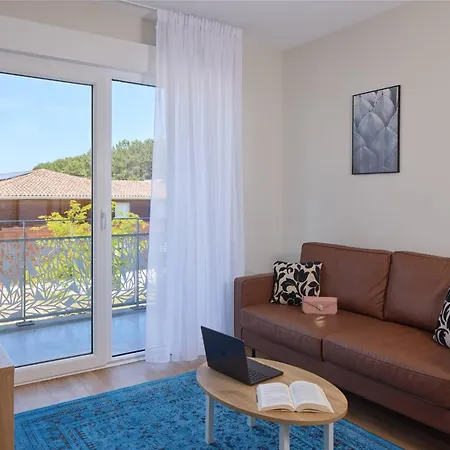 Zenitude Quality Aparthotel 3*